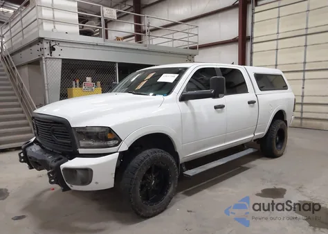 2016 Ram 1500 Outdoorsman из США, поврежденный, VIN 1C6RR7TT9GS386192